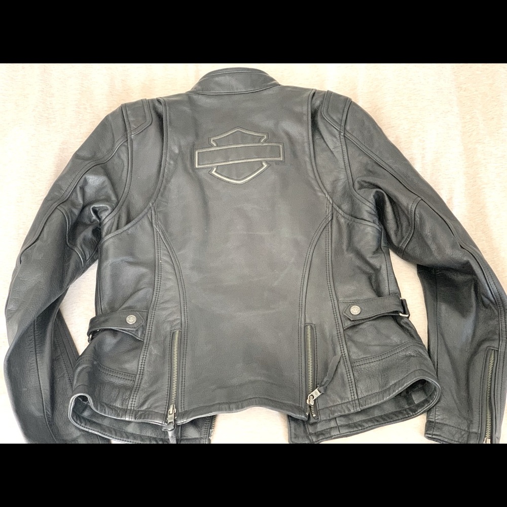 Harley Davidson Leather Jacket - new & never worn!